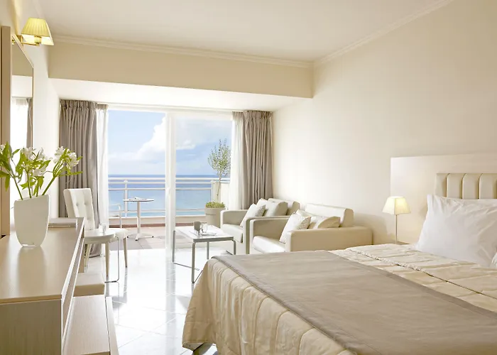 Monastery 酒店 佩雷卡斯